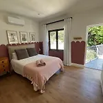 Lovely Family Home In Central Cape Town